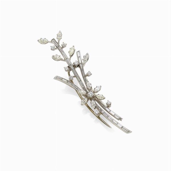 Spilla in platino con diamanti 