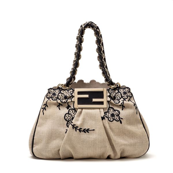 Fendi : Fendi shoulder bag  - Auction GIOIELLI OROLOGI E LUXURY GOODS - Faraone Casa d'Aste