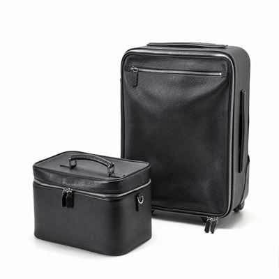 Set da Viaggio Fendi : Trolley e Trousse in Pelle con Interno in Tela