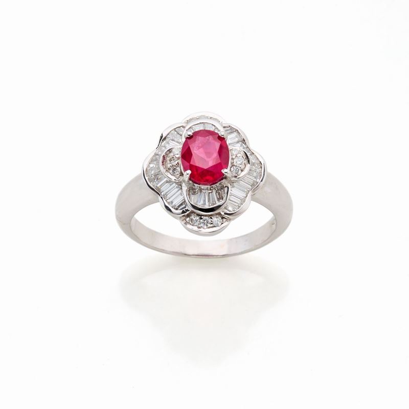 Anello Oro Bianco con Rubino e Diamanti