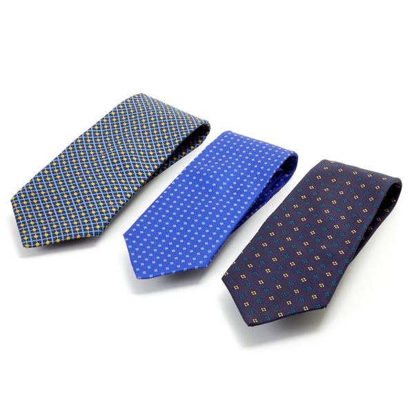 E. Marinella - Lotto composto da tre cravatte sartoriali in seta Marinella 