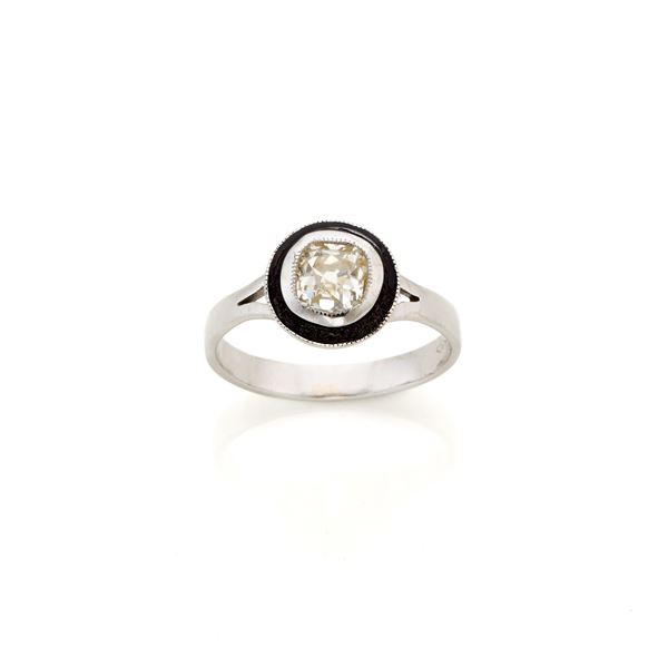 Enamel diamond ring