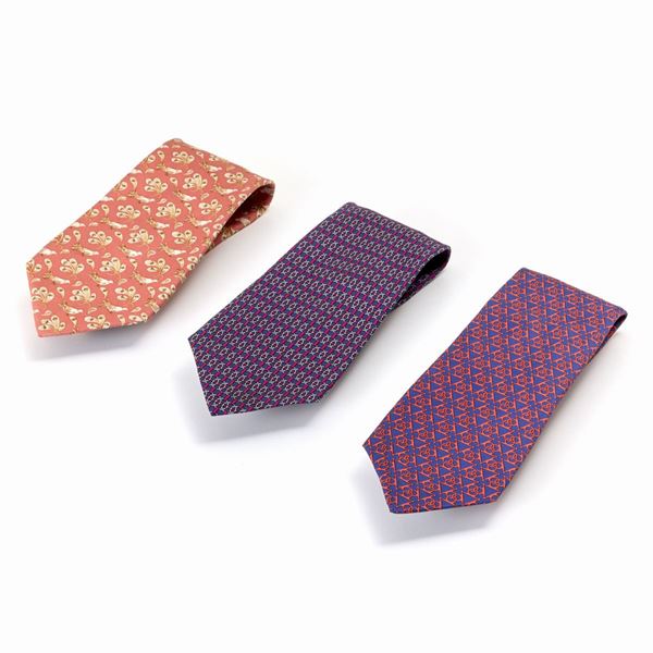 Hermes - Lot consisting of 3 Hermès silk ties