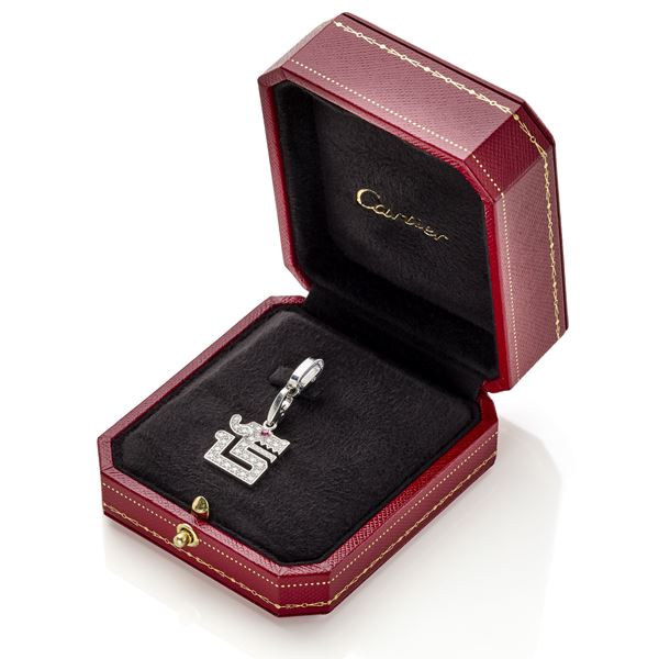 Cartier : Charm Cartier dragon con diamanti  - Asta GIOIELLI OROLOGI E LUXURY GOODS - Faraone Casa d'Aste