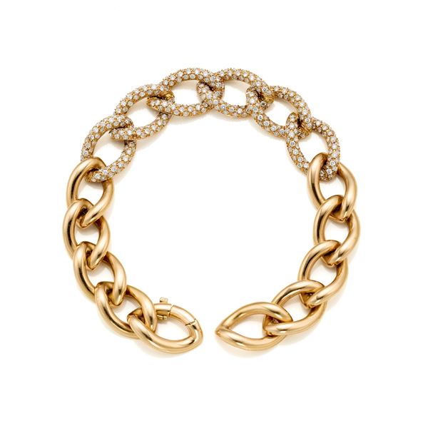 Gold diamond bracelet