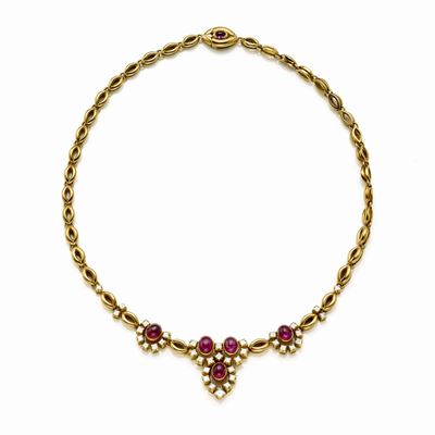 Collier in Oro con Diamanti e Rubini Cabochon