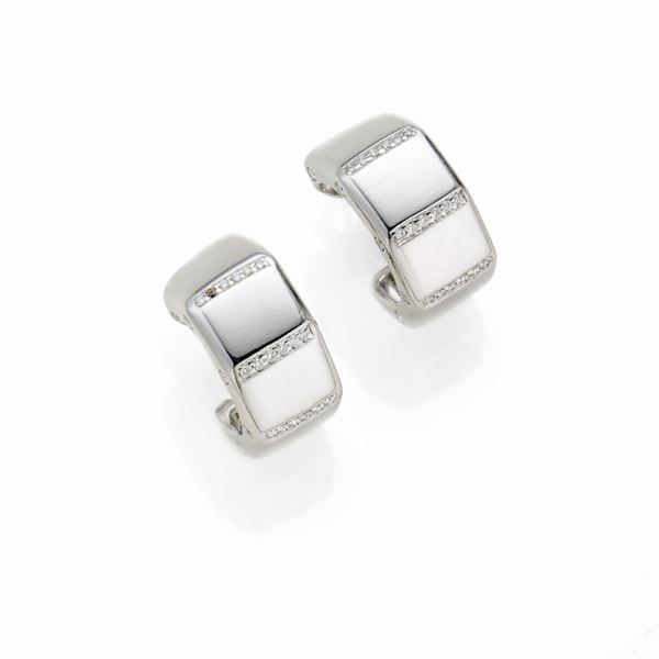 Audemars Piguet - Audemars Piguet gold earrings with diamonds