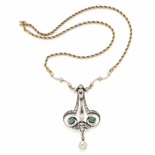Collana in oro e argento con diamanti, smeraldi e perle 