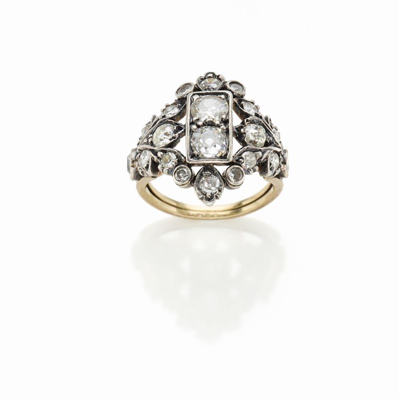 Anello in Oro e Diamanti