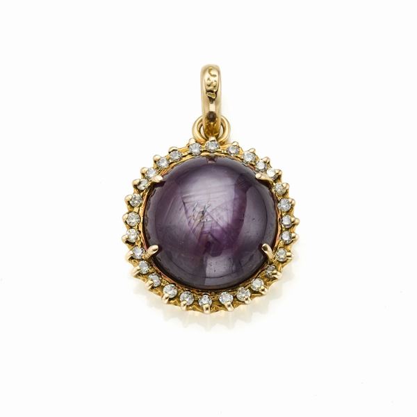 Gold pendant with ruby  - Auction GIOIELLI, OROLOGI E LUXURY GOODS - Faraone Casa d'Aste