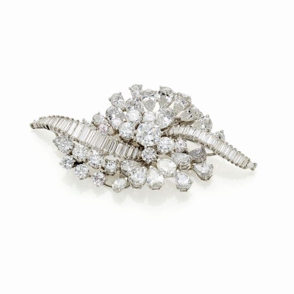 Spilla in platino, oro e diamanti  - Asta GIOIELLI OROLOGI E LUXURY GOODS - Faraone Casa d'Aste