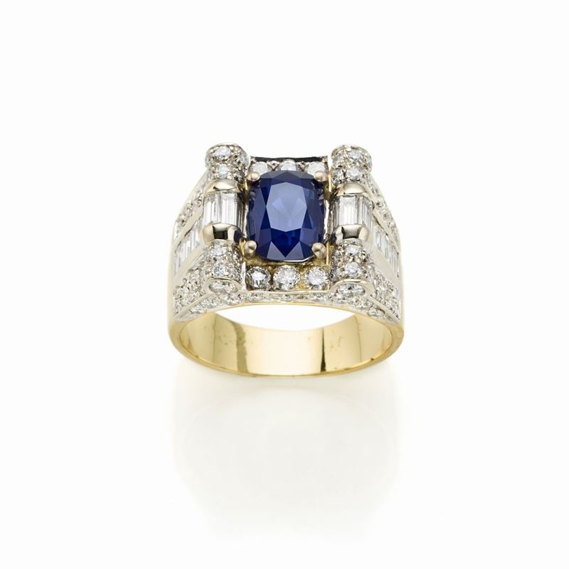 Anello in Oro con Zaffiro e Diamanti