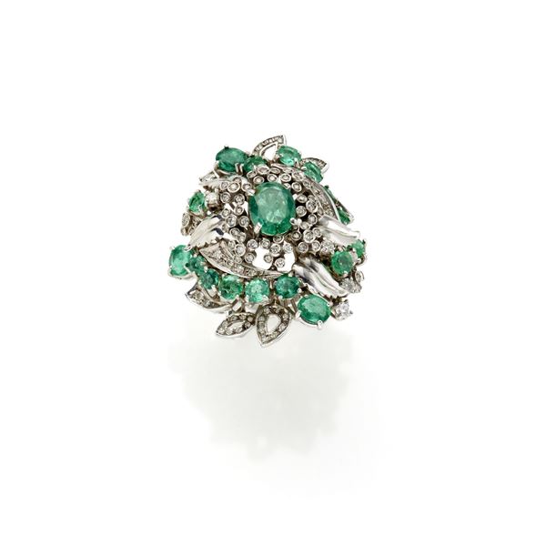 White gold diamond and emerald ring
