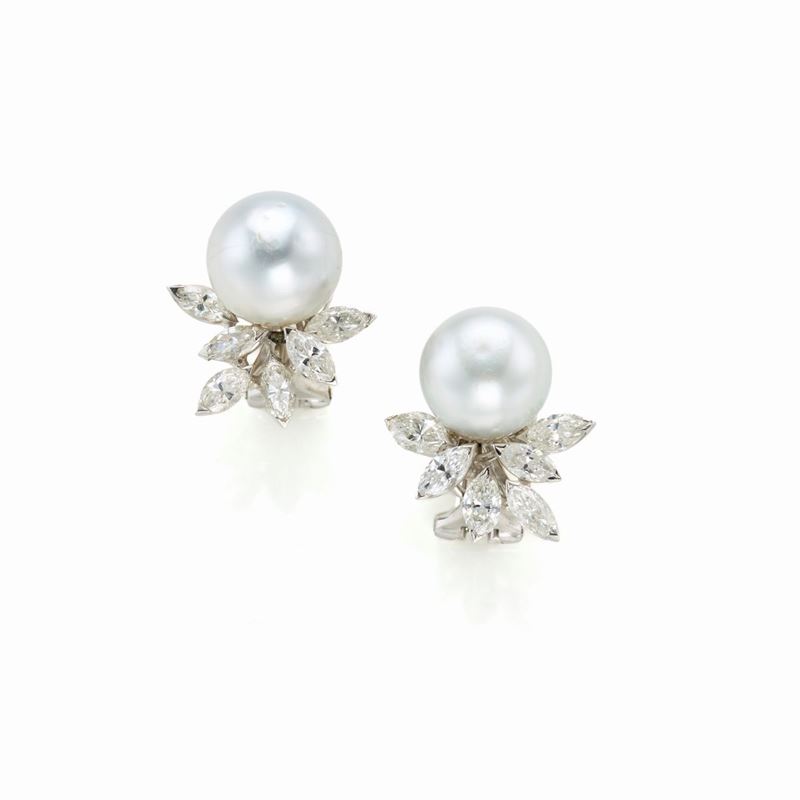 Orecchini in Oro con Diamanti e Perle