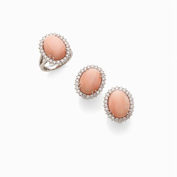 Anello e orecchini in oro 
