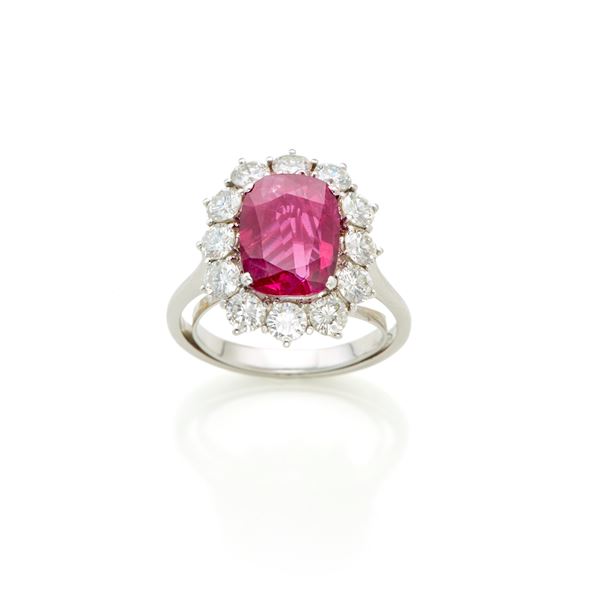 Gold ring with ruby and diamonds