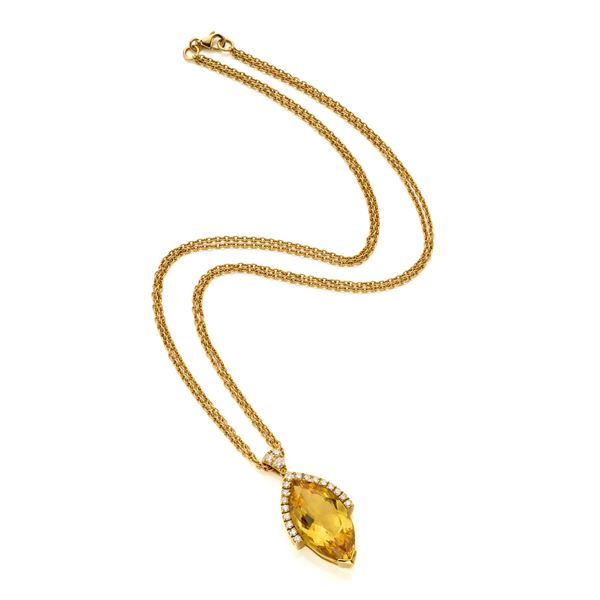 18 Kt yellow gold pendant necklace with fancy diamonds and heliodor