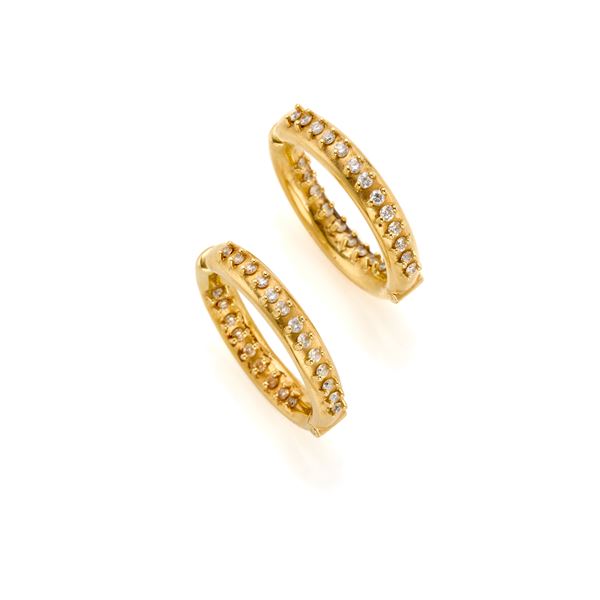 Hoop earrings with diamonds  - Auction GIOIELLI OROLOGI E LUXURY GOODS - Faraone Casa d'Aste