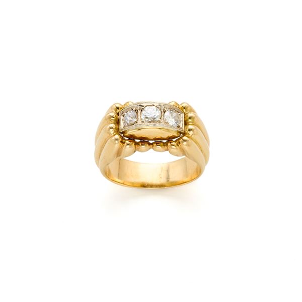 Gold ring with diamonds   - Auction GIOIELLI, OROLOGI E ARGENTI - Faraone Casa d'Aste