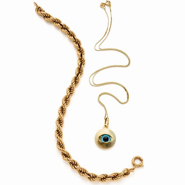 Lotto composto da un bracciale e una catenina con pendente