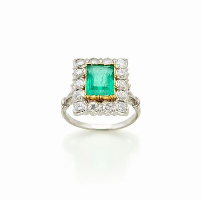 Anello Buccellati in Platino con Smeraldo e Diamanti