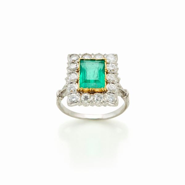 Buccellati - Anello Buccellati in platino con smeraldo e diamanti