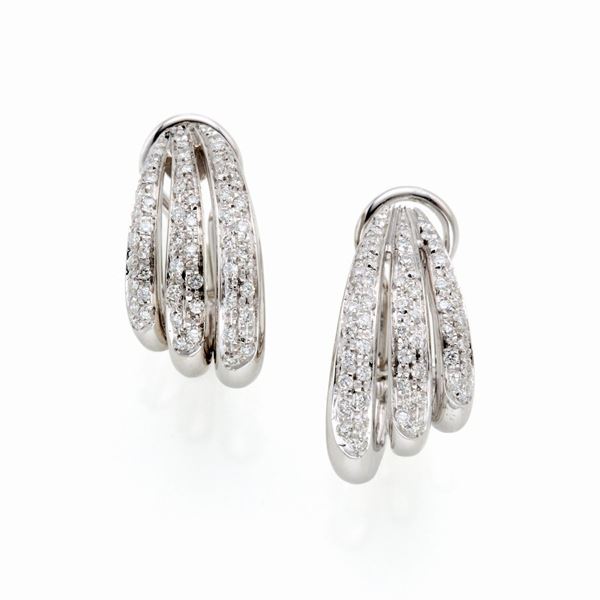 Gold earrings with diamonds  - Auction GIOIELLI, OROLOGI E ARGENTI - Faraone Casa d'Aste