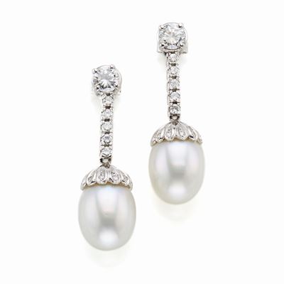 Orecchini in Oro con Perle e Diamanti