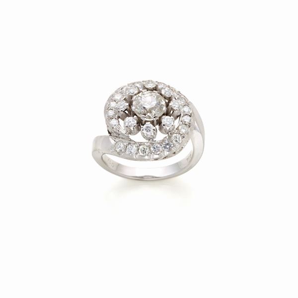 Anello in oro bianco con diamanti 