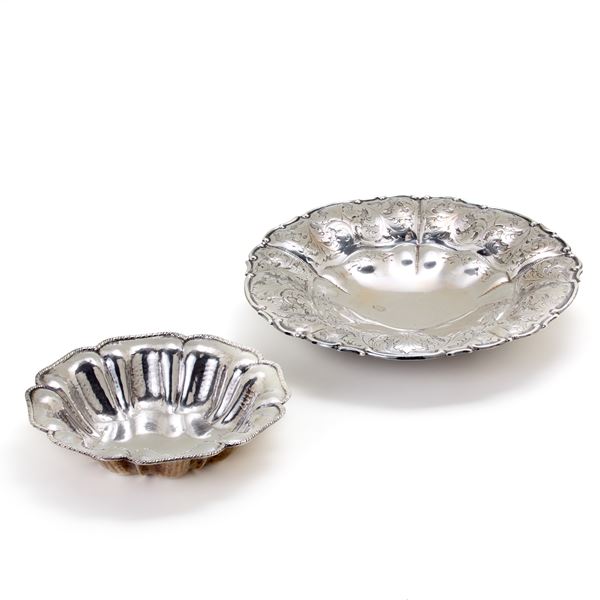 Lot of two silver bowls  - Auction GIOIELLI, OROLOGI E ARGENTI - Faraone Casa d'Aste