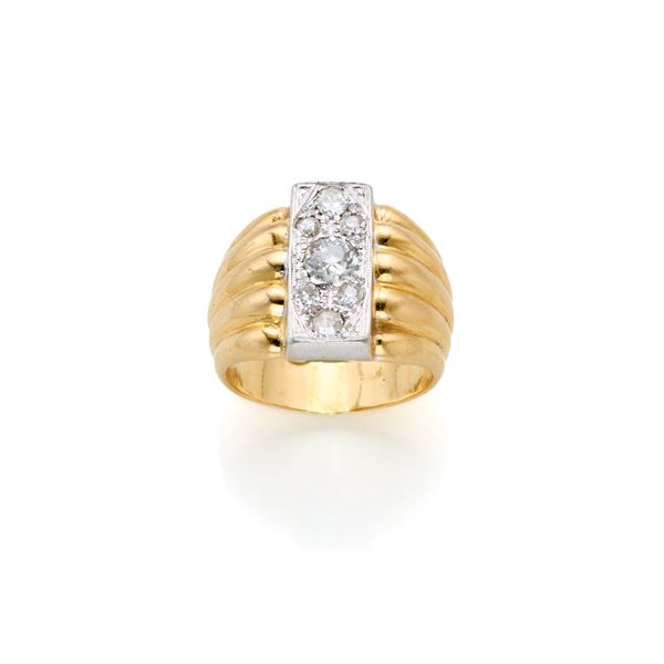 Gold ring with diamonds  - Auction GIOIELLI, OROLOGI E ARGENTI - Faraone Casa d'Aste