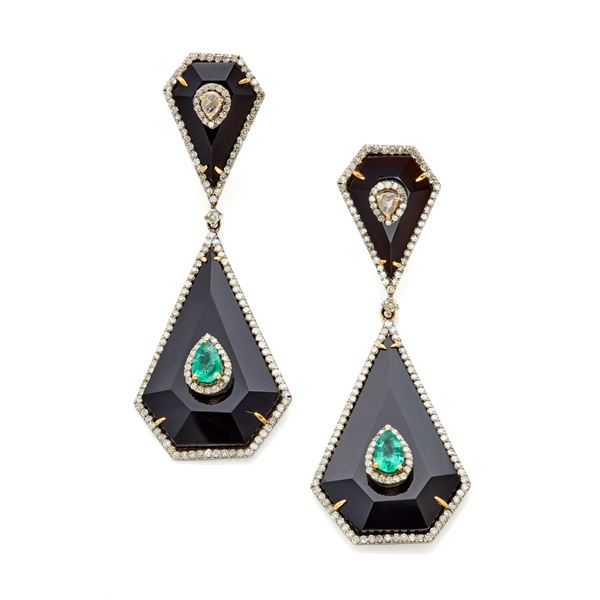 Onyx diamond and emerald earrings  - Auction GIOIELLI, OROLOGI E ARGENTI - Faraone Casa d'Aste