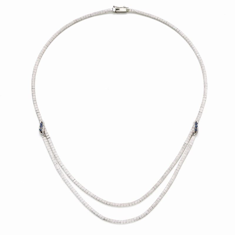 Collana in oro con zaffiri