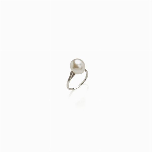 Anello in platino