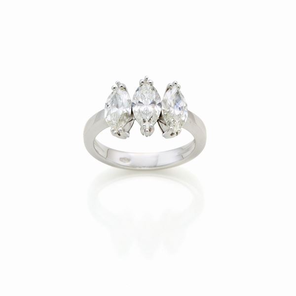 Anello in oro e diamanti