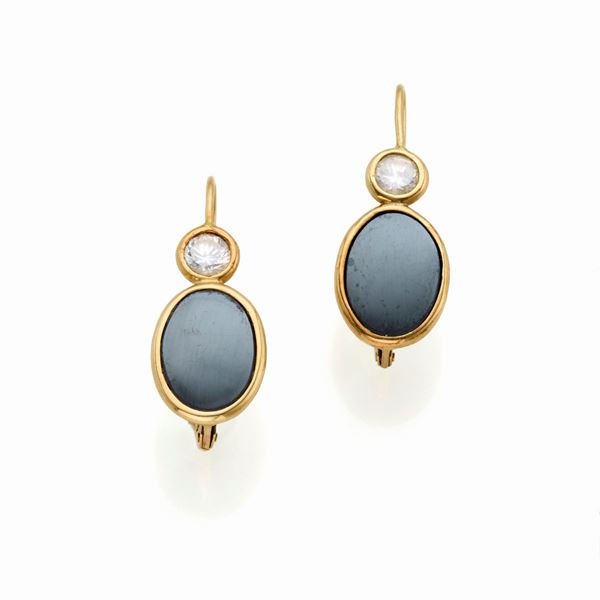 Yellow gold earrings