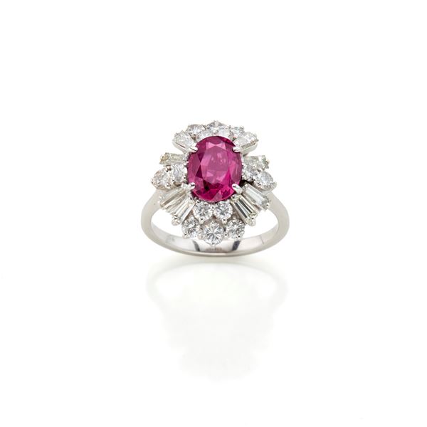 Gold ring with ruby and diamonds  - Auction GIOIELLI, OROLOGI E LUXURY GOODS - Faraone Casa d'Aste