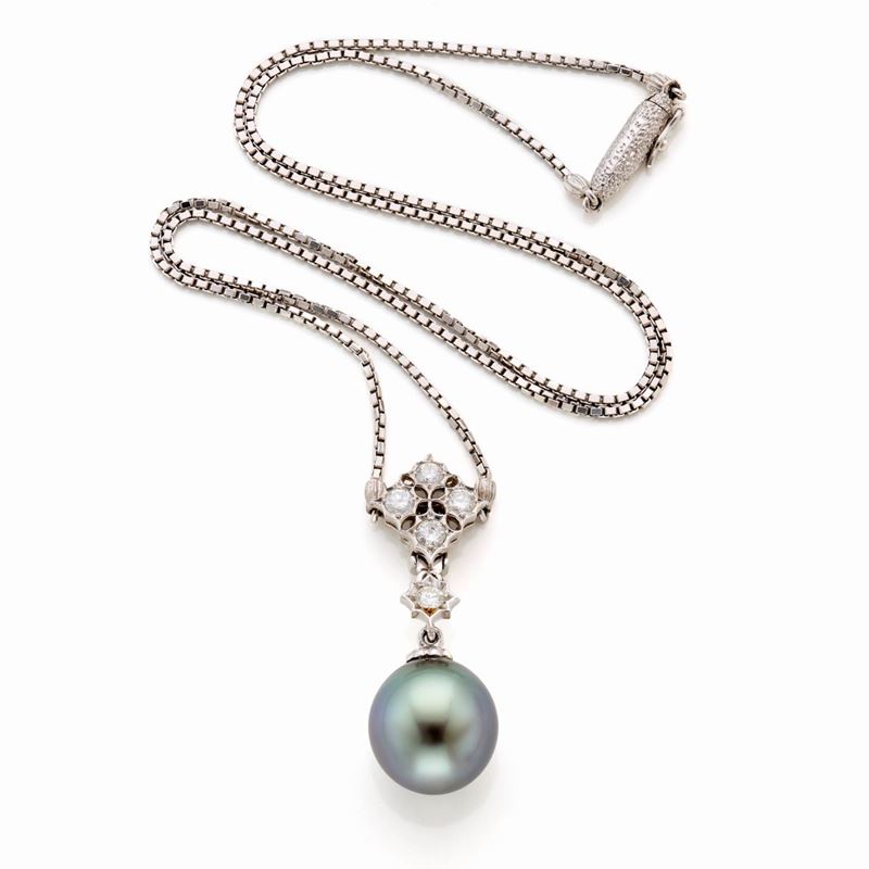 Collana Buccellati in Oro con Diamanti e Perla