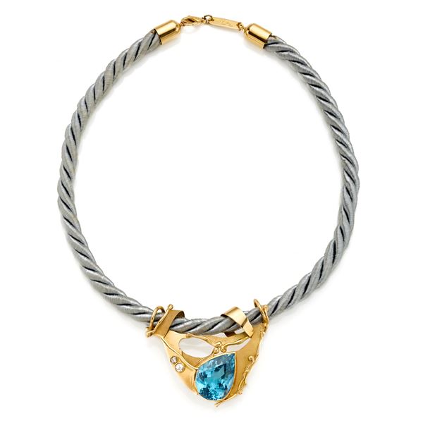 Pendente in oro con topazio e diamanti