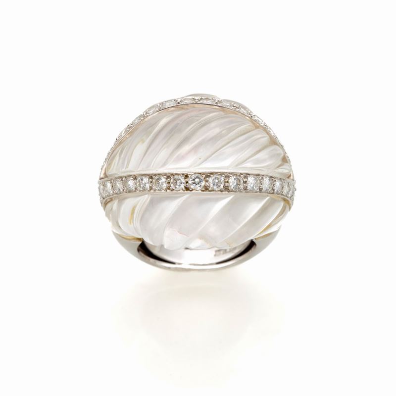 Anello Webb in Platino, Oro, Cristallo di Rocca e Diamanti