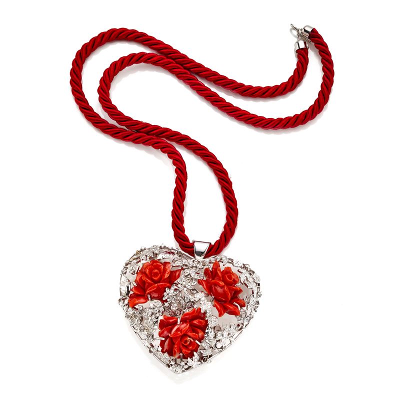 Spilla/pendente in oro con corallo e diamanti