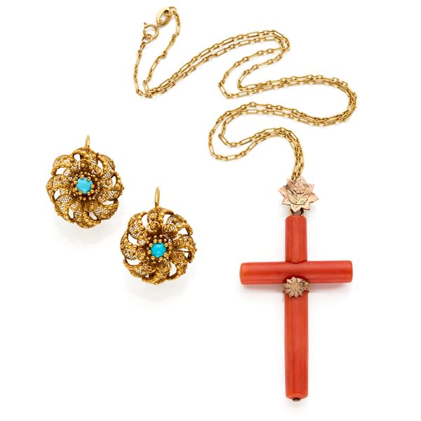 Gold earrings and necklace with coral pendant  - Auction GIOIELLI OROLOGI E LUXURY GOODS - Faraone Casa d'Aste