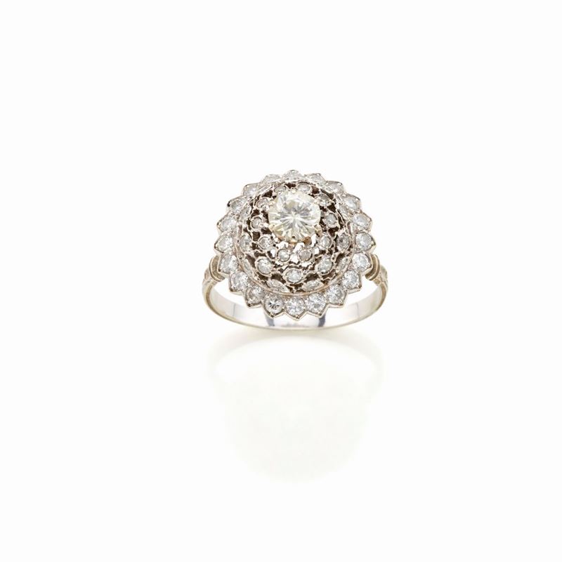 Anello in Oro Bianco con Diamanti