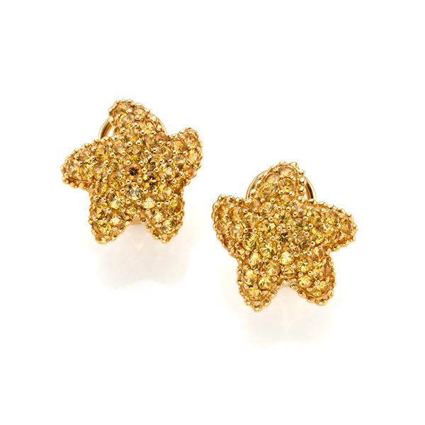 Orecchini in oro con zaffiri 