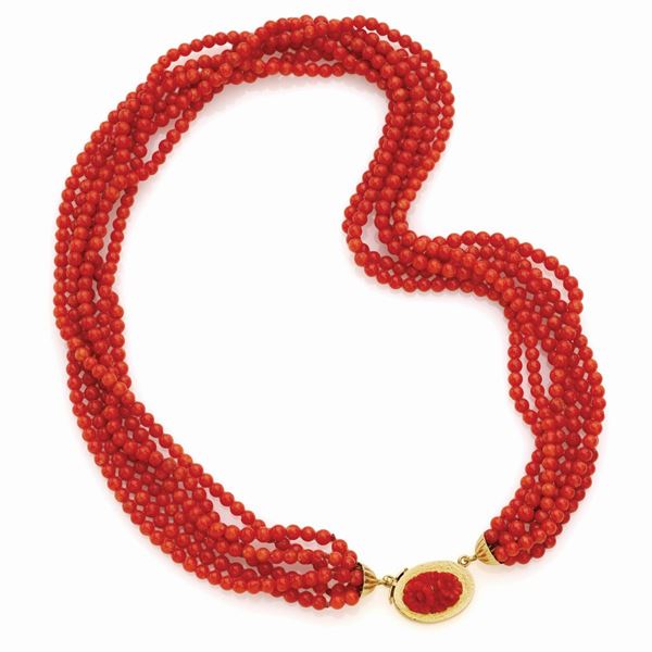 Collana a sei fili di boule di corallo