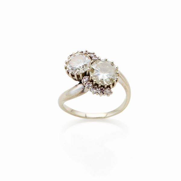 Anello in oro e diamanti