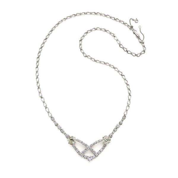 Collier in platino e diamanti