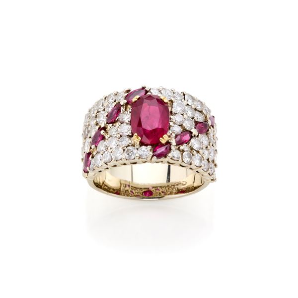 Gold ring with diamonds and ruby