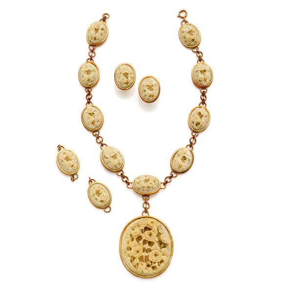 Collier e orecchini Faraone in oro e avorio 