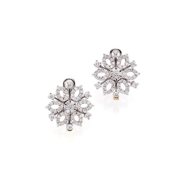 Gold and diamond earrings  - Auction GIOIELLI OROLOGI E LUXURY GOODS - Faraone Casa d'Aste